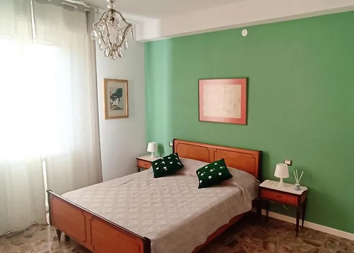 Apartment La Casa Di Amelie Parma